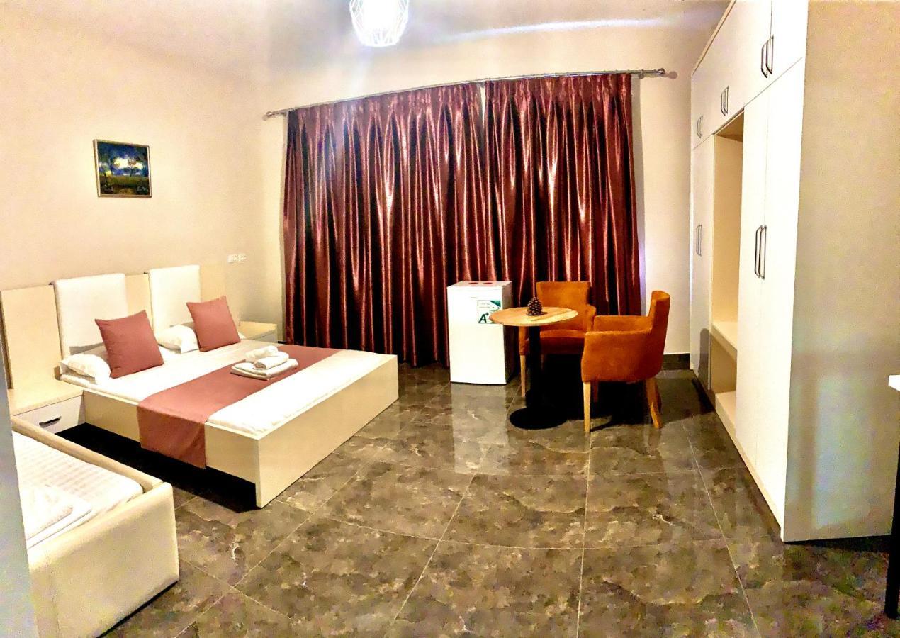 Diamond Hotel
