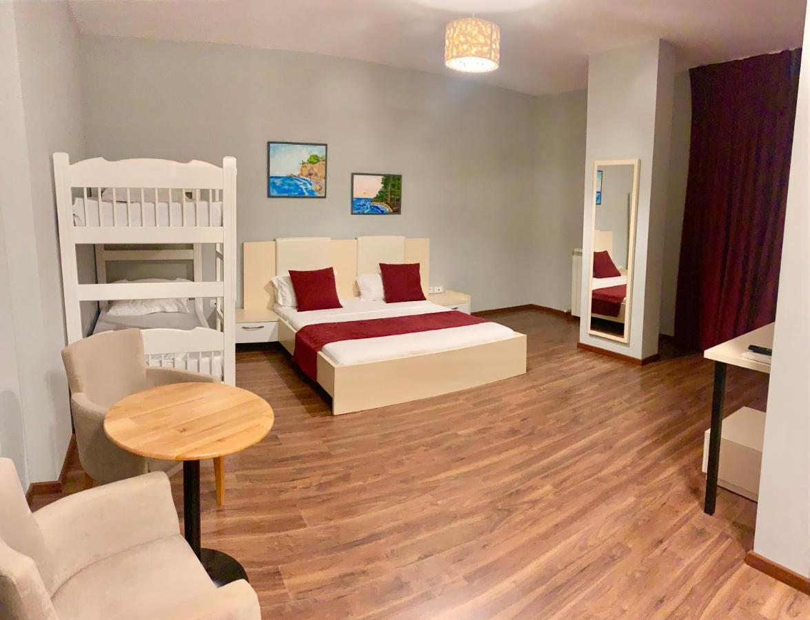 Diamond Hotel 4*