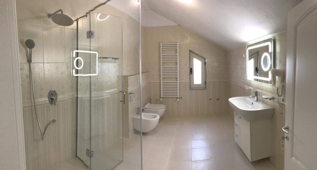 Diamond Hotel 4*
